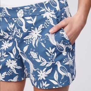 LOFT Peacock Ruffle Pocket Riviera Shorts